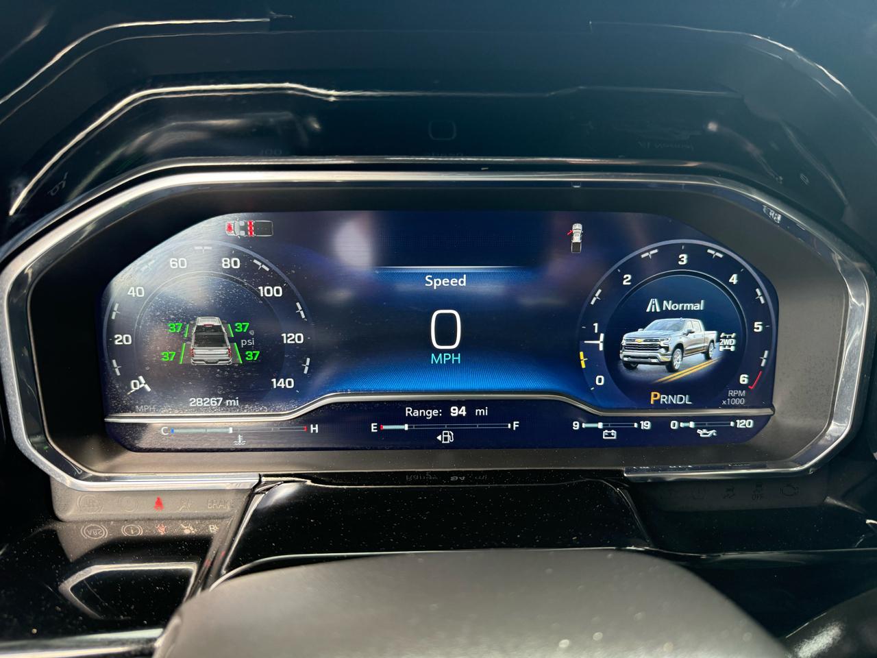 Chevrolet Silverado 1500 4WD Crew Cab 147" RST 2024