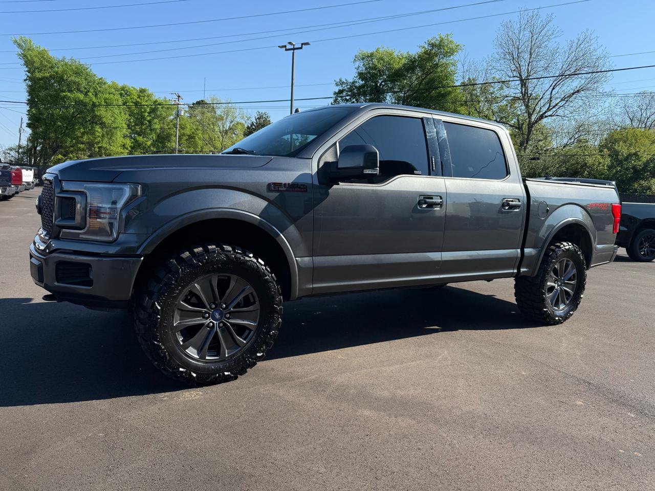 Ford F-150 4WD SuperCrew 139" Lariat 2018