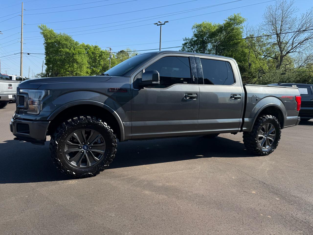Ford F-150 4WD SuperCrew 139" Lariat 2018