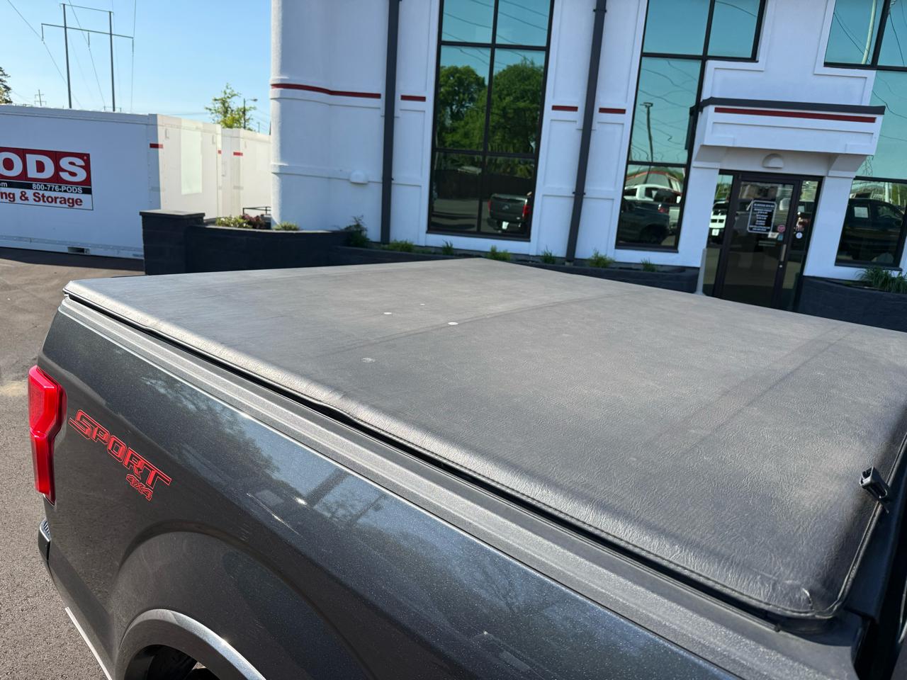 Ford F-150 4WD SuperCrew 139" Lariat 2018