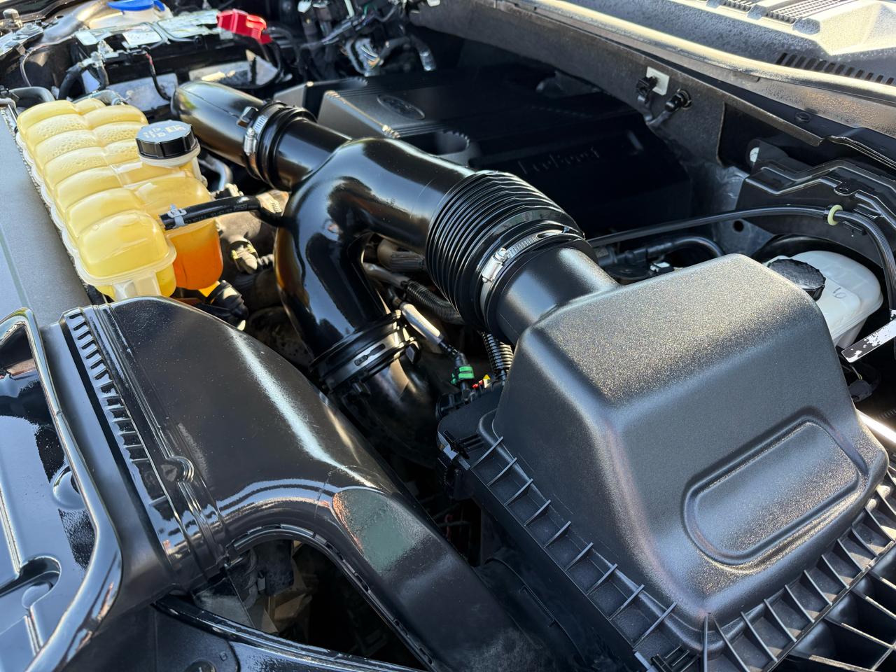 Ford F-150 4WD SuperCrew 139" Lariat 2018