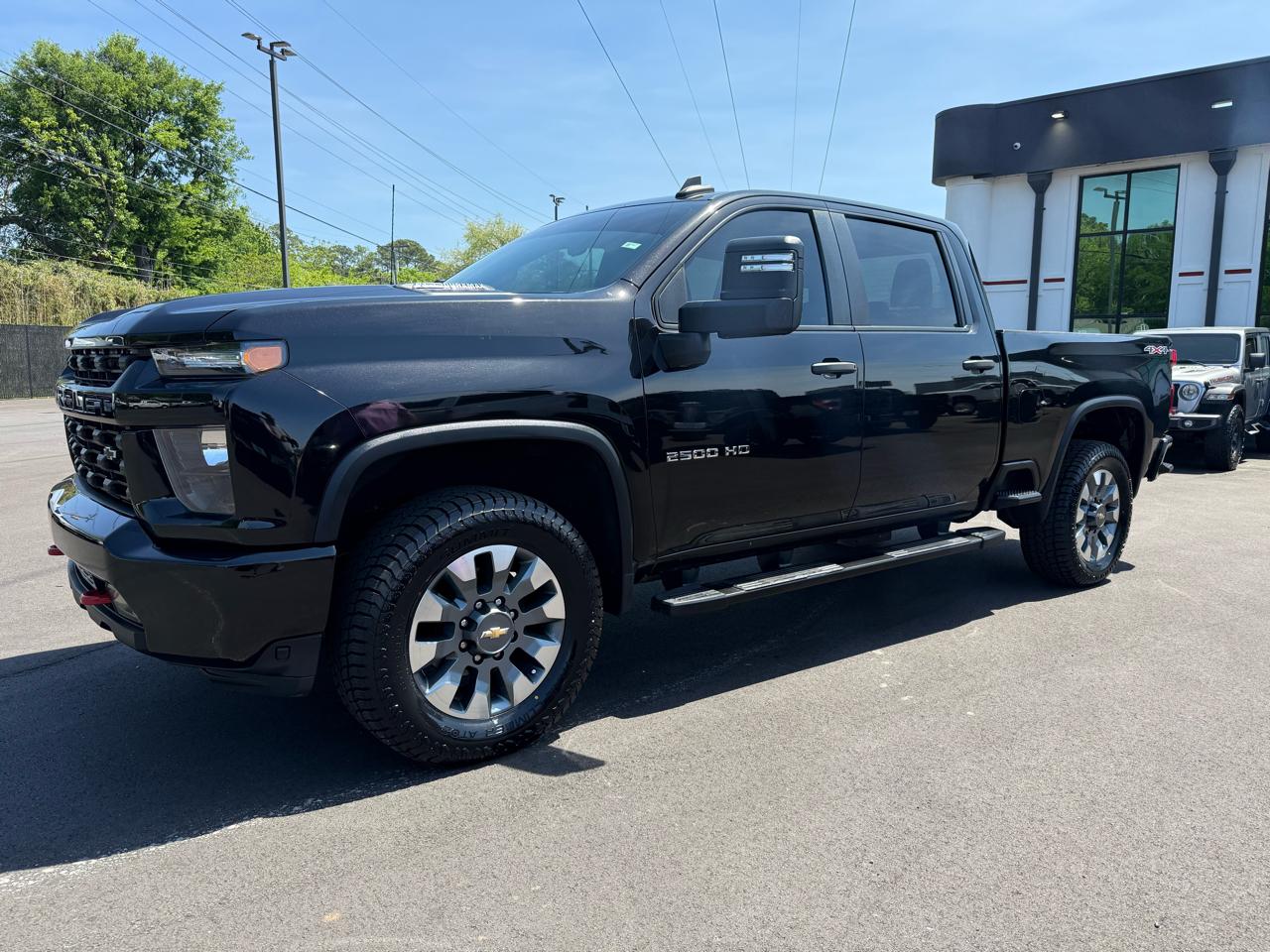 Chevrolet Silverado 2500HD 4WD Crew Cab 159" Custom 2023
