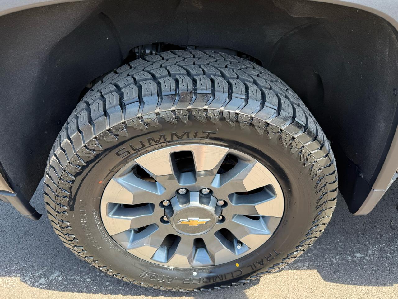 Chevrolet Silverado 2500HD 4WD Crew Cab 159" Custom 2023