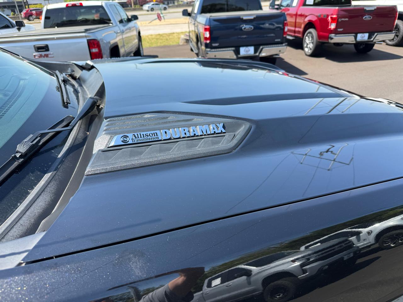 Chevrolet Silverado 2500HD 4WD Crew Cab 159" Custom 2023