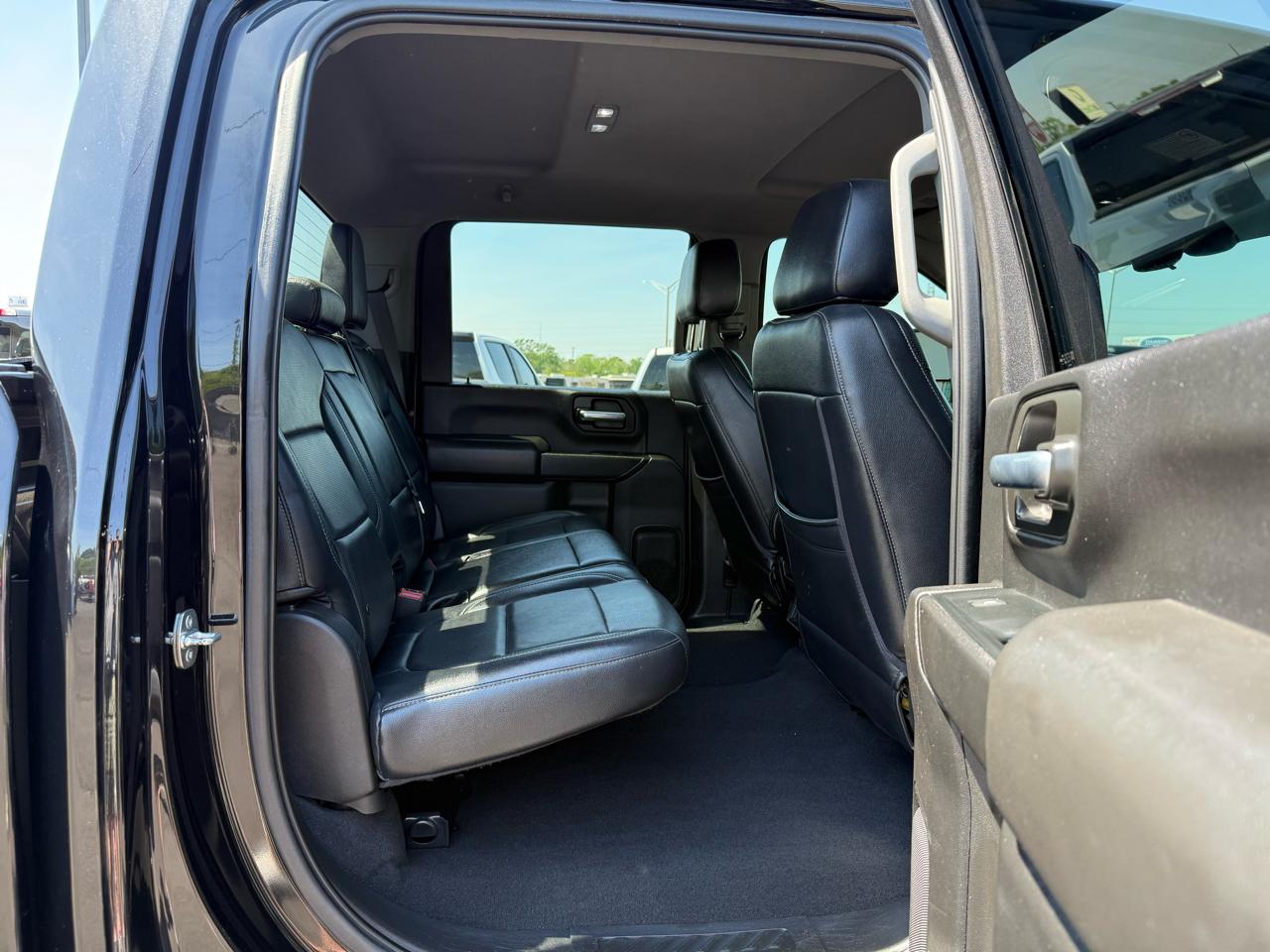 Chevrolet Silverado 2500HD 4WD Crew Cab 159" Custom 2023