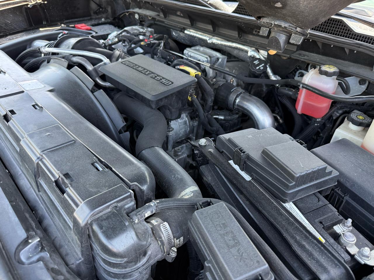 Chevrolet Silverado 2500HD 4WD Crew Cab 159" Custom 2023