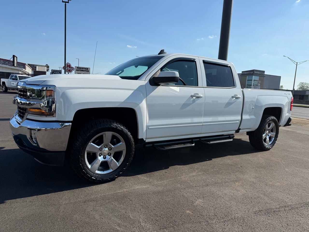 Chevrolet Silverado 1500 4WD Crew Cab 147" LT w/1LT 2018
