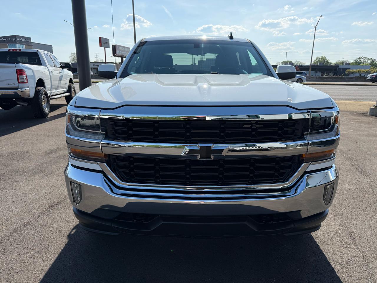 Chevrolet Silverado 1500 4WD Crew Cab 147" LT w/1LT 2018