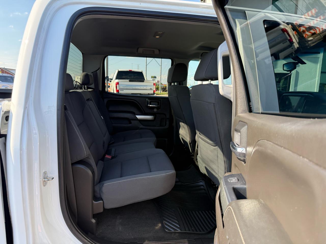 Chevrolet Silverado 1500 4WD Crew Cab 147" LT w/1LT 2018