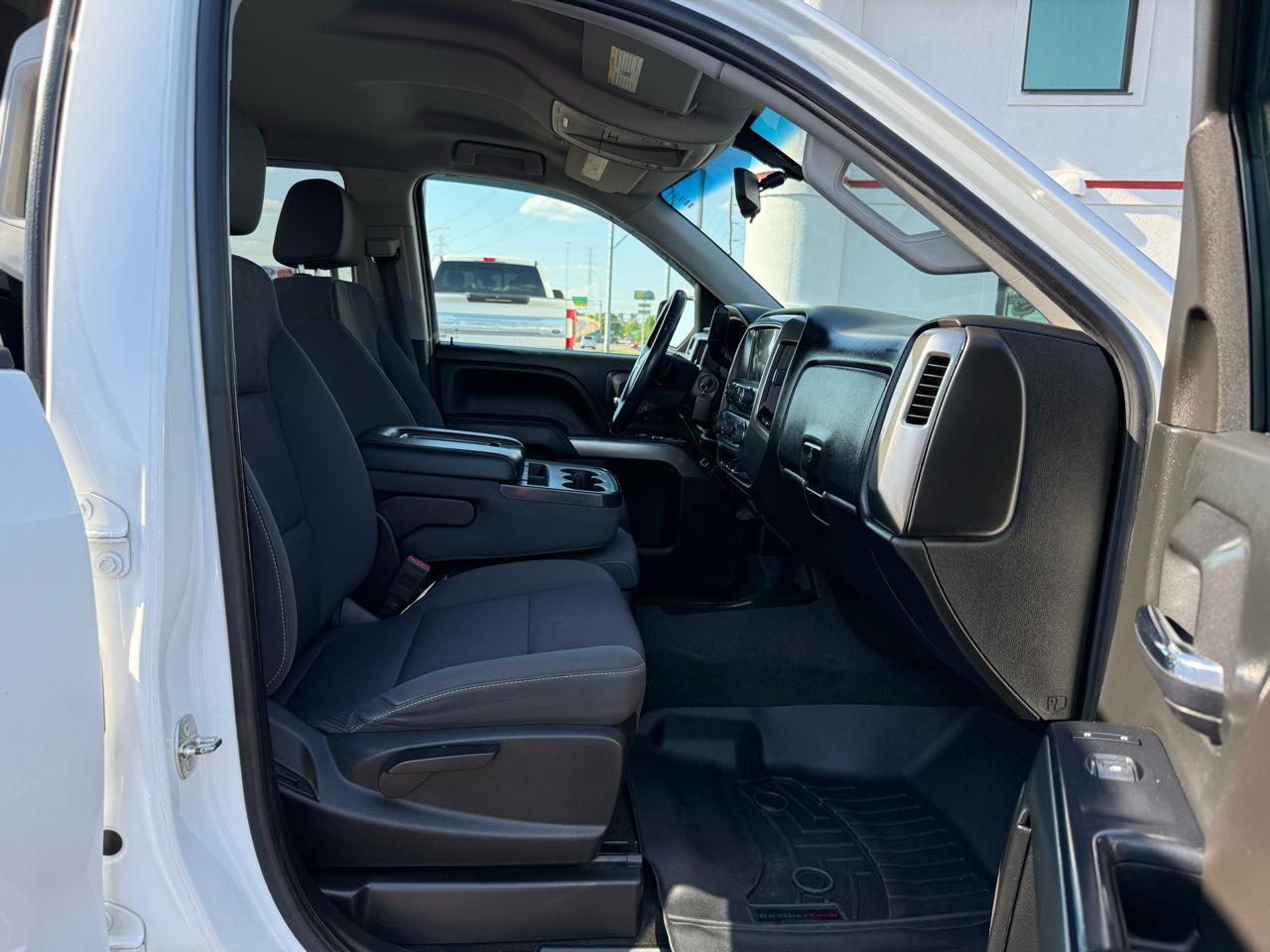 Chevrolet Silverado 1500 4WD Crew Cab 147" LT w/1LT 2018