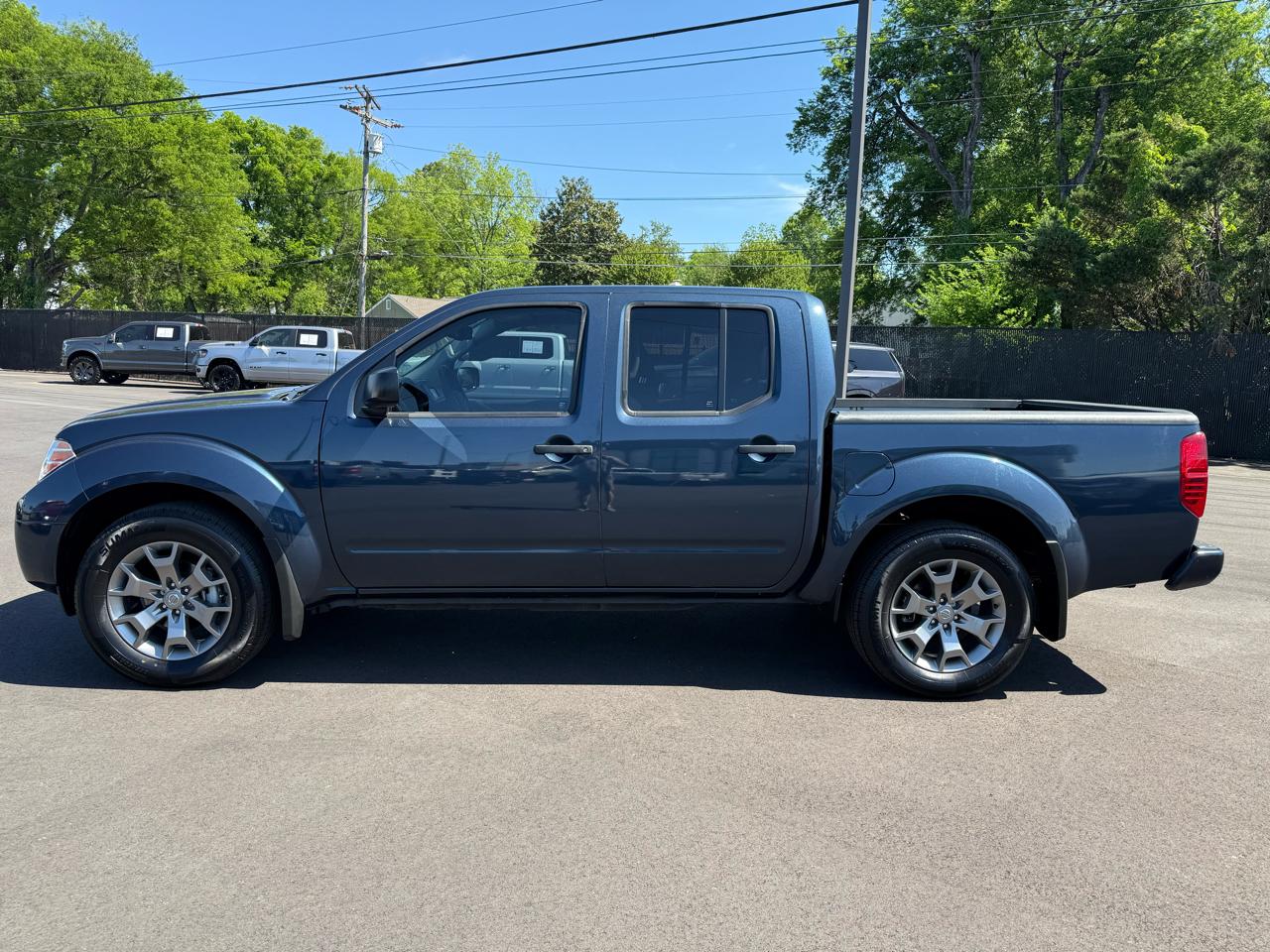 Nissan Frontier Crew Cab 4x2 SV Auto 2021