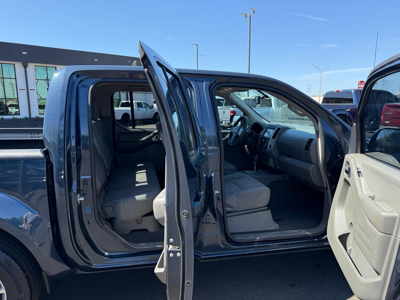 Nissan Frontier Crew Cab 4x2 SV Auto 2021