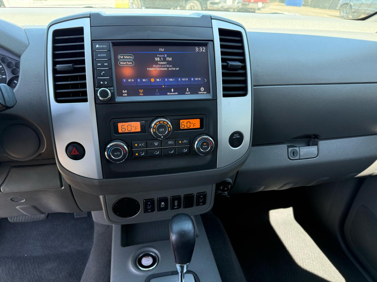 Nissan Frontier Crew Cab 4x2 SV Auto 2021