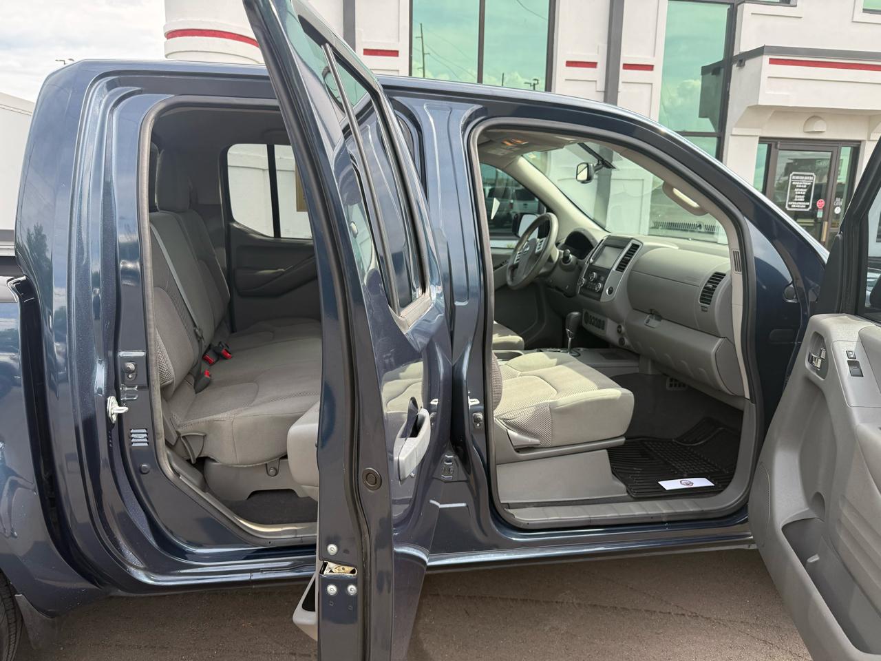 Nissan Frontier Crew Cab 4x2 SV Auto 2021