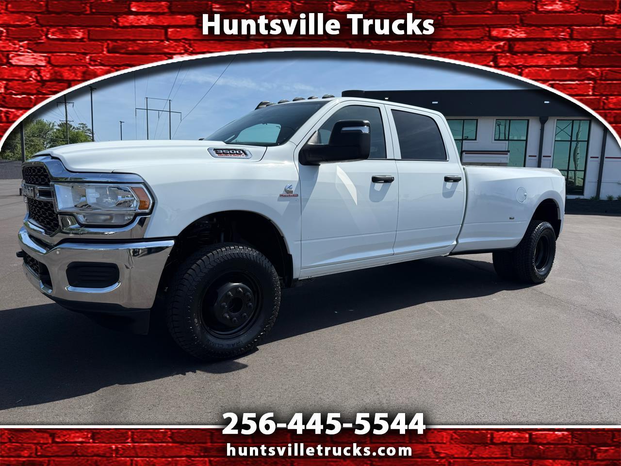 RAM 3500 Tradesman 4x4 Crew Cab 8' Box 2024