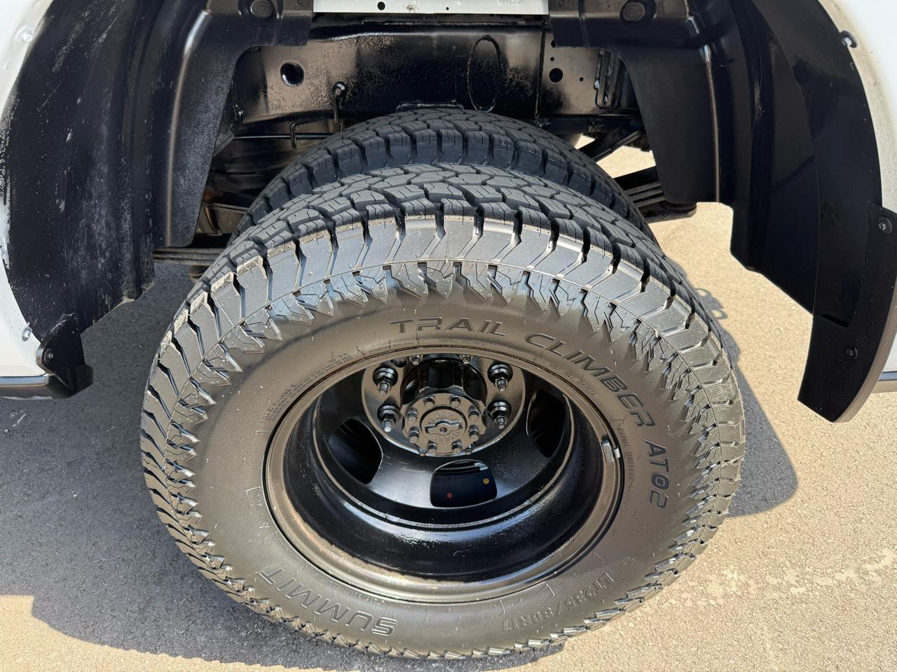 RAM 3500 Tradesman 4x4 Crew Cab 8' Box 2024