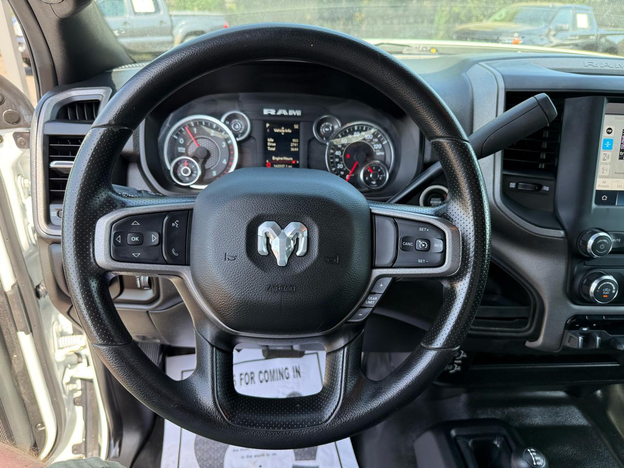 RAM 3500 Tradesman 4x4 Crew Cab 8' Box 2024