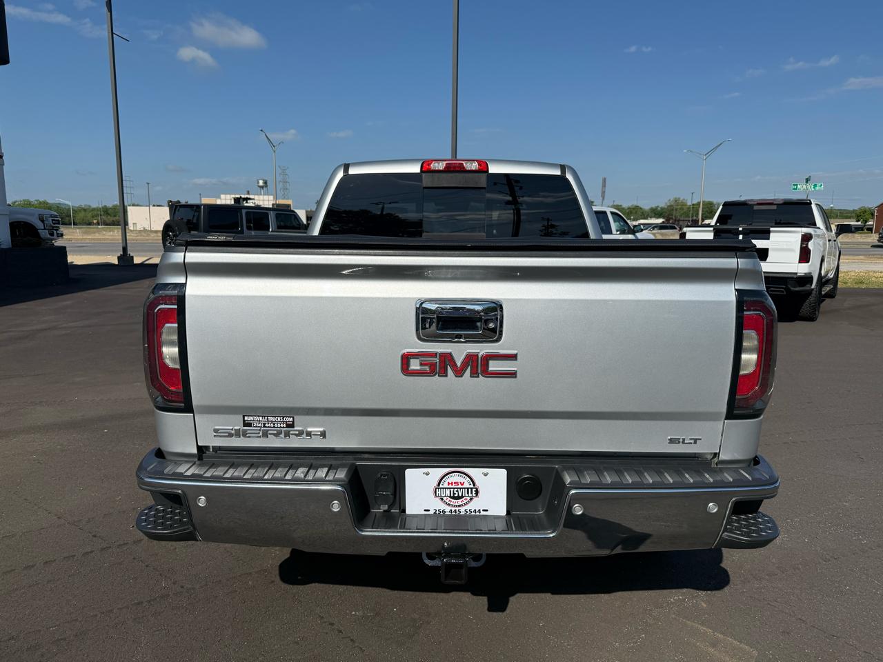 GMC Sierra 1500 4WD Crew Cab 143.5" SLT 2018