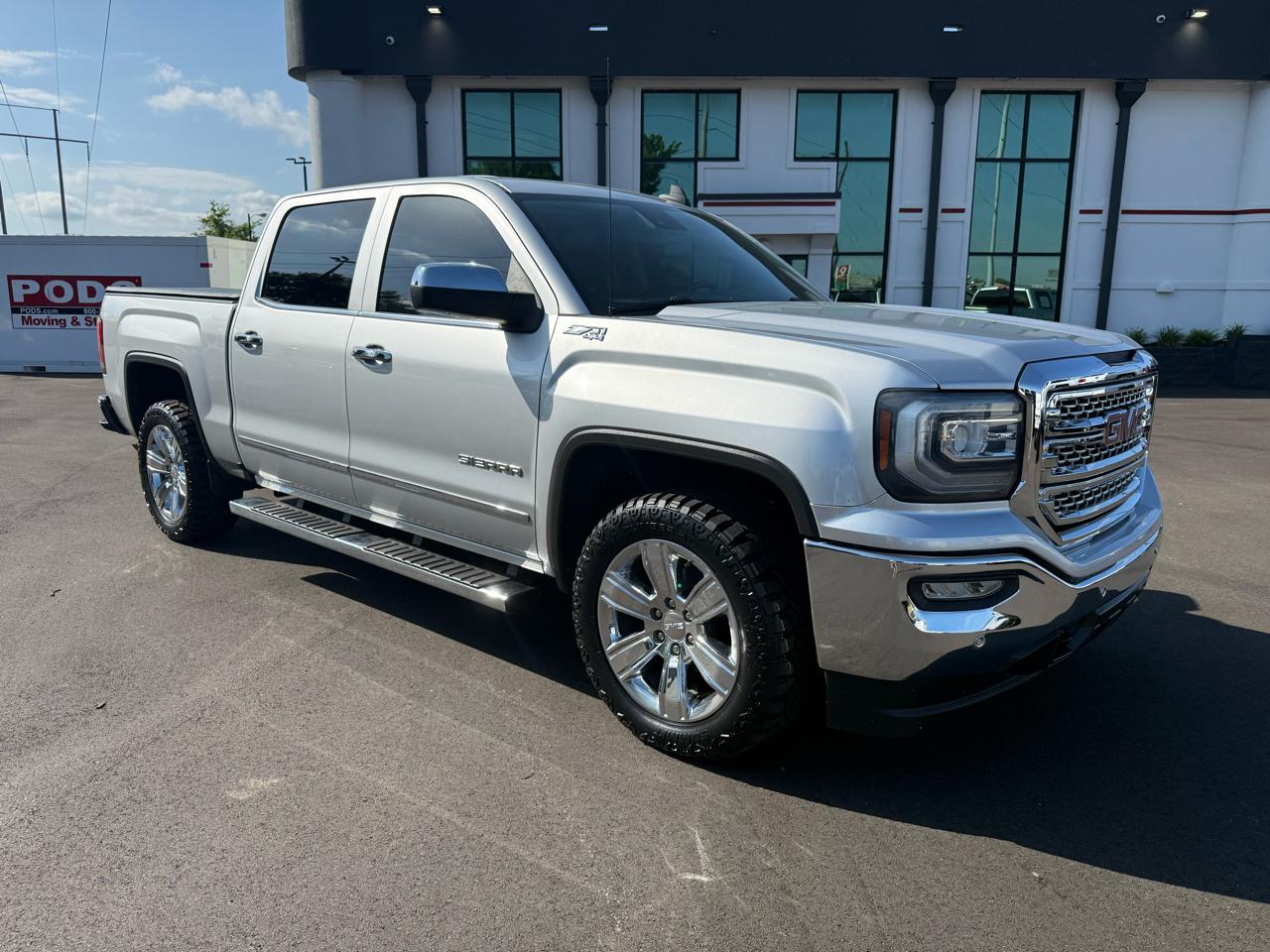 GMC Sierra 1500 4WD Crew Cab 143.5" SLT 2018