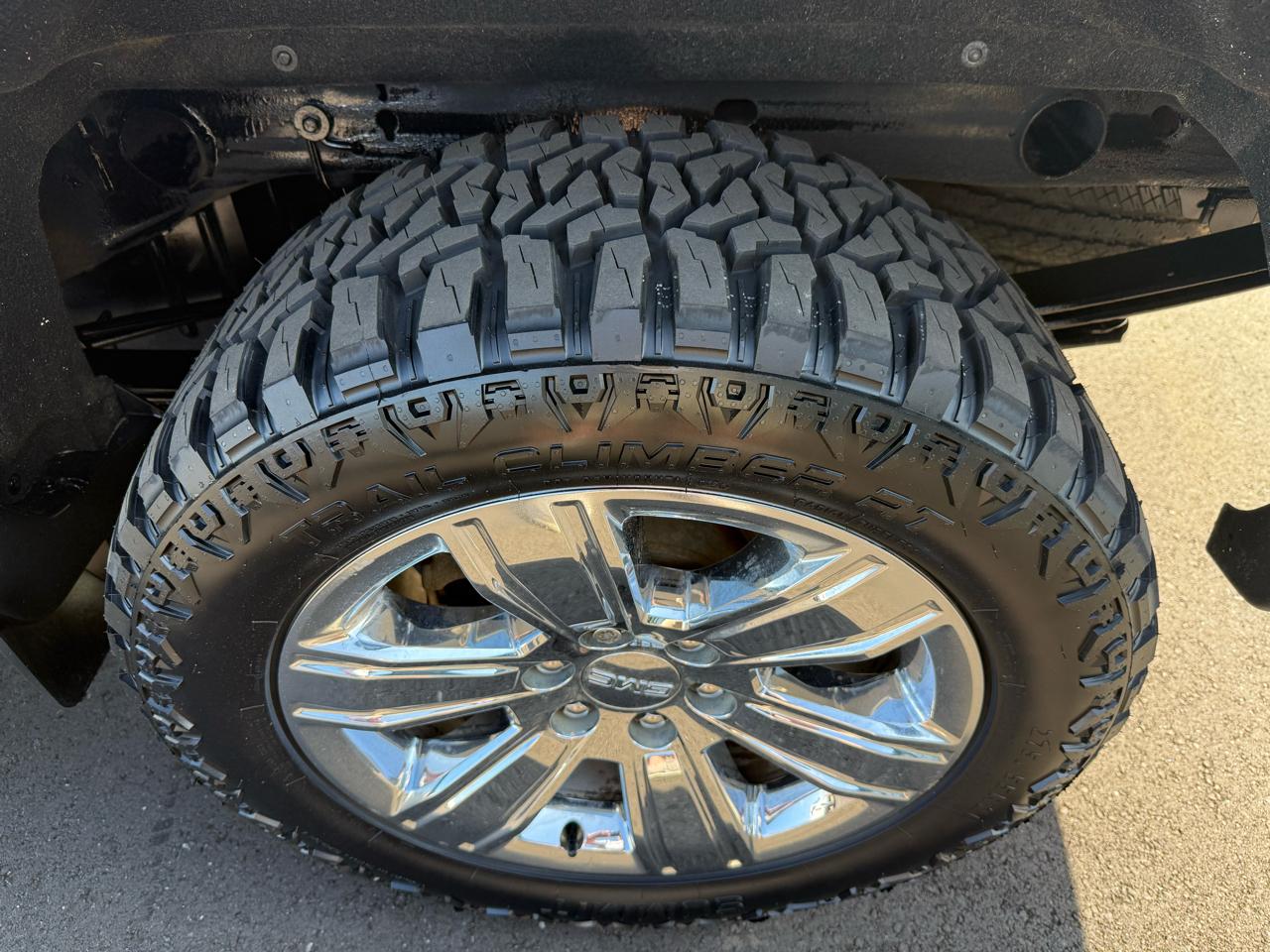 GMC Sierra 1500 4WD Crew Cab 143.5" SLT 2018