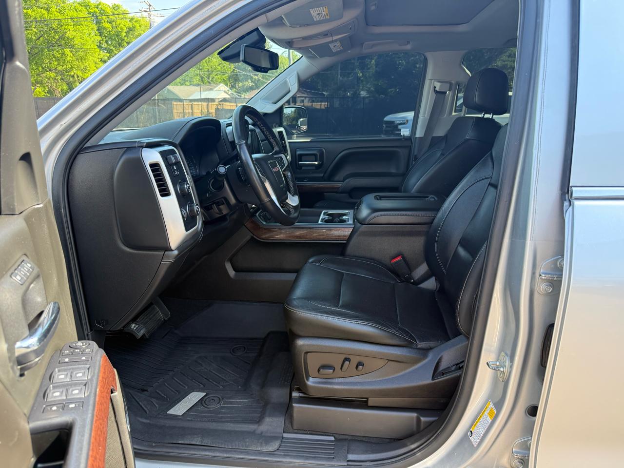 GMC Sierra 1500 4WD Crew Cab 143.5" SLT 2018