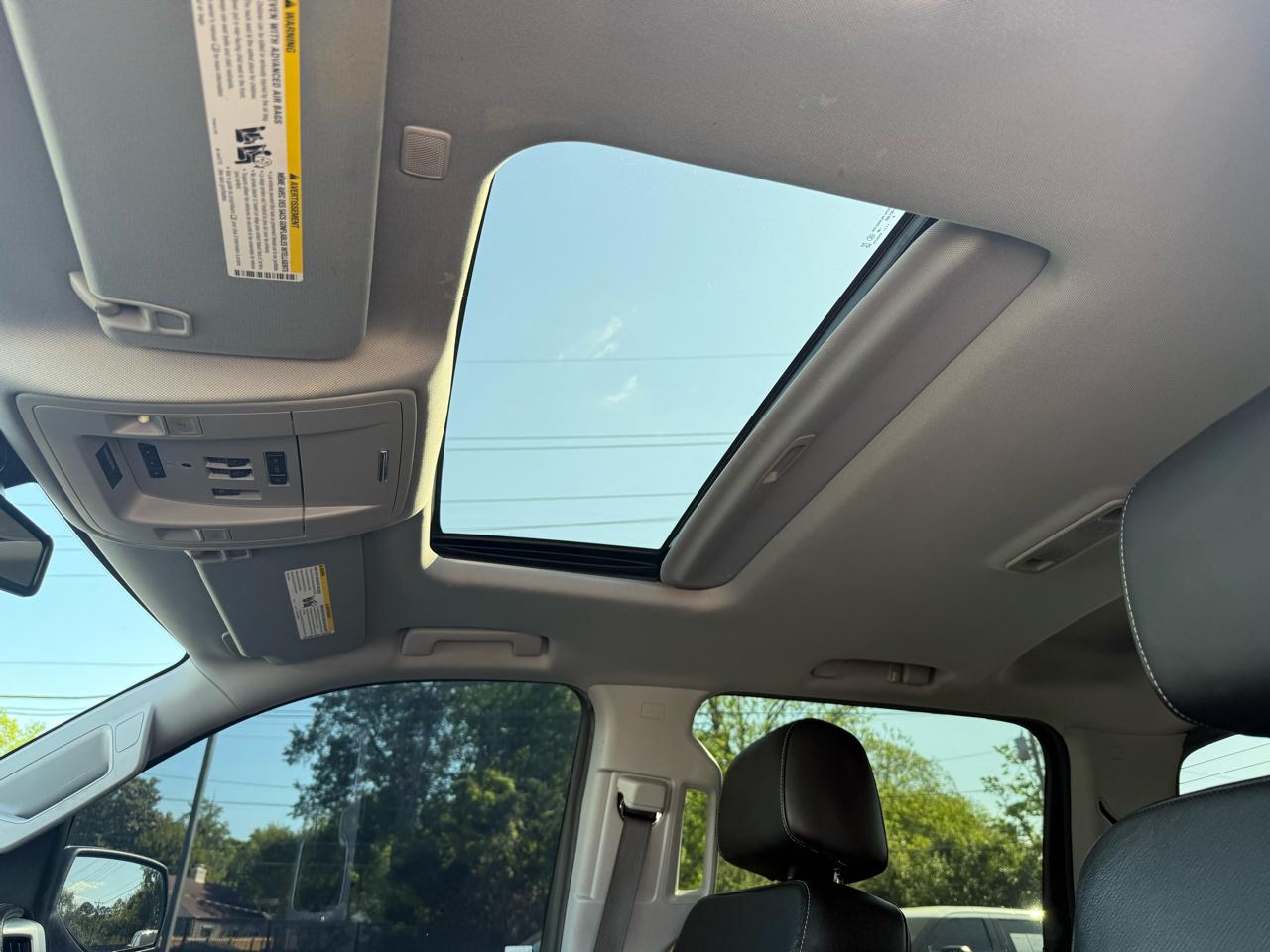 GMC Sierra 1500 4WD Crew Cab 143.5" SLT 2018