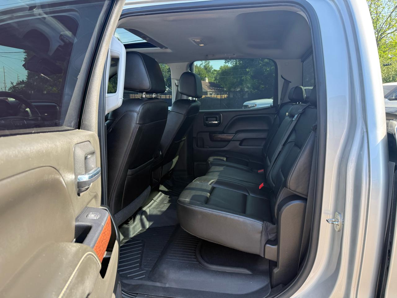 GMC Sierra 1500 4WD Crew Cab 143.5" SLT 2018