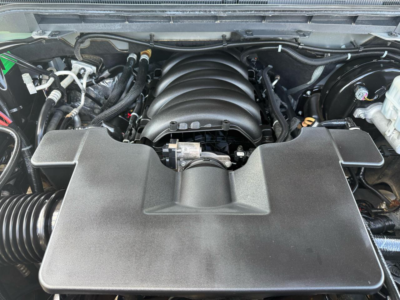 GMC Sierra 1500 4WD Crew Cab 143.5" SLT 2018