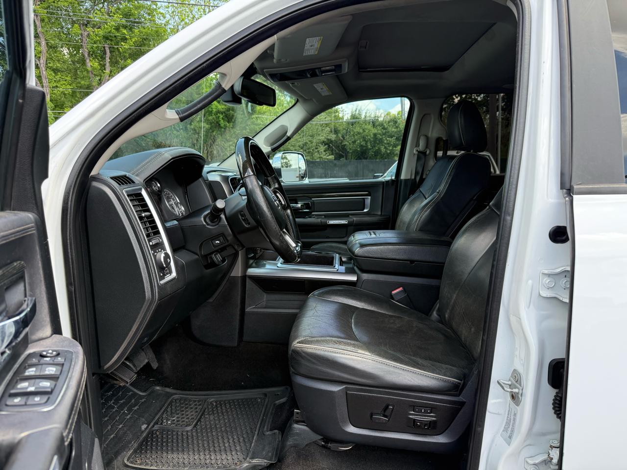 RAM 3500 4WD Crew Cab 169" Longhorn Limited 2015