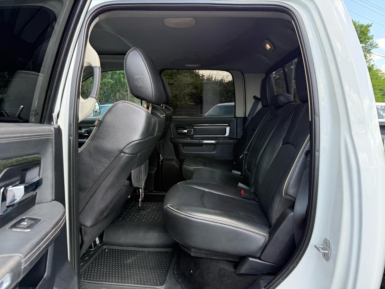 RAM 3500 4WD Crew Cab 169" Longhorn Limited 2015