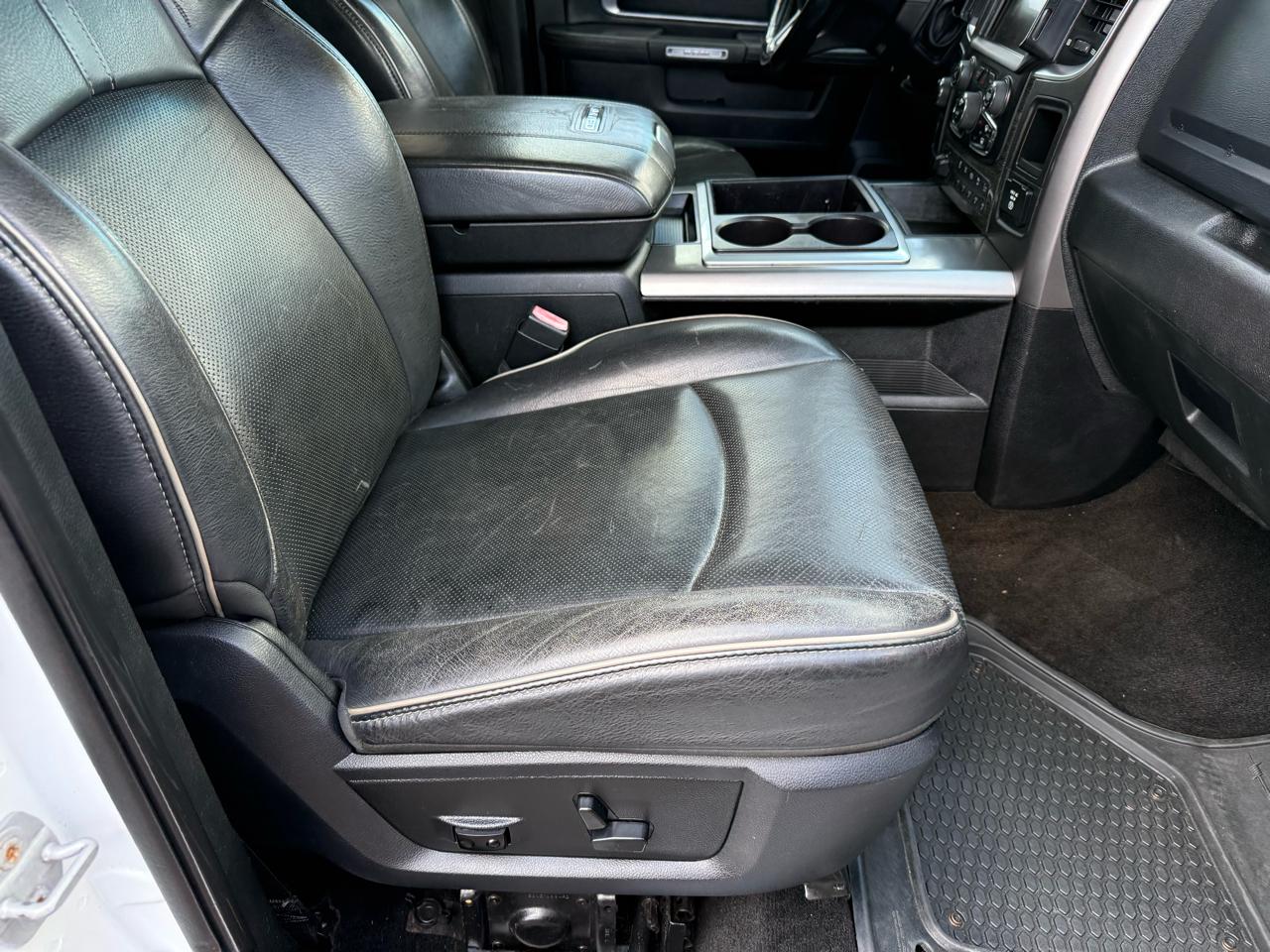 RAM 3500 4WD Crew Cab 169" Longhorn Limited 2015