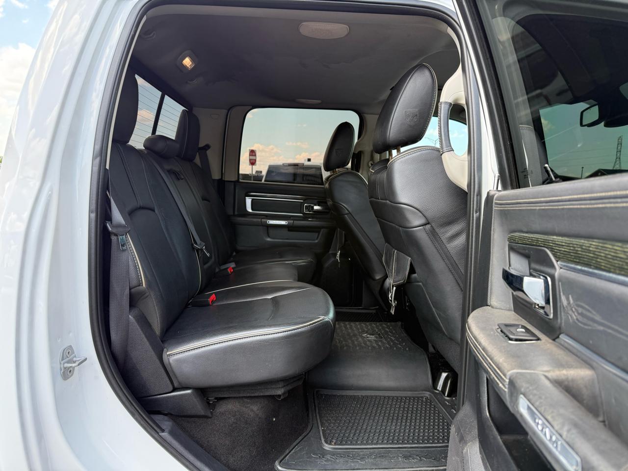 RAM 3500 4WD Crew Cab 169" Longhorn Limited 2015