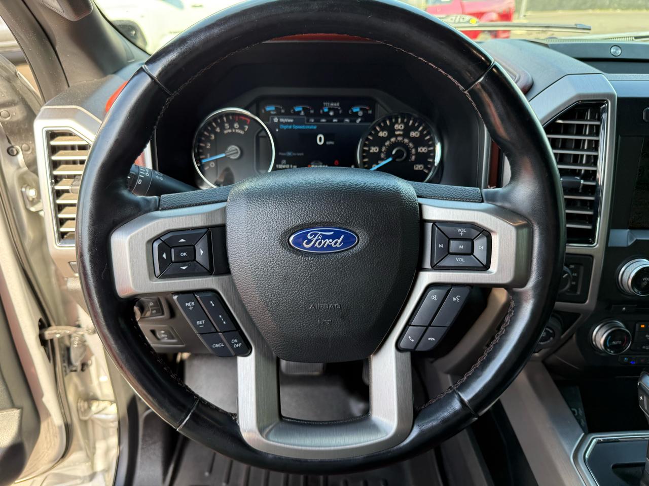 Ford F-150 4WD SuperCrew 145" Platinum 2018