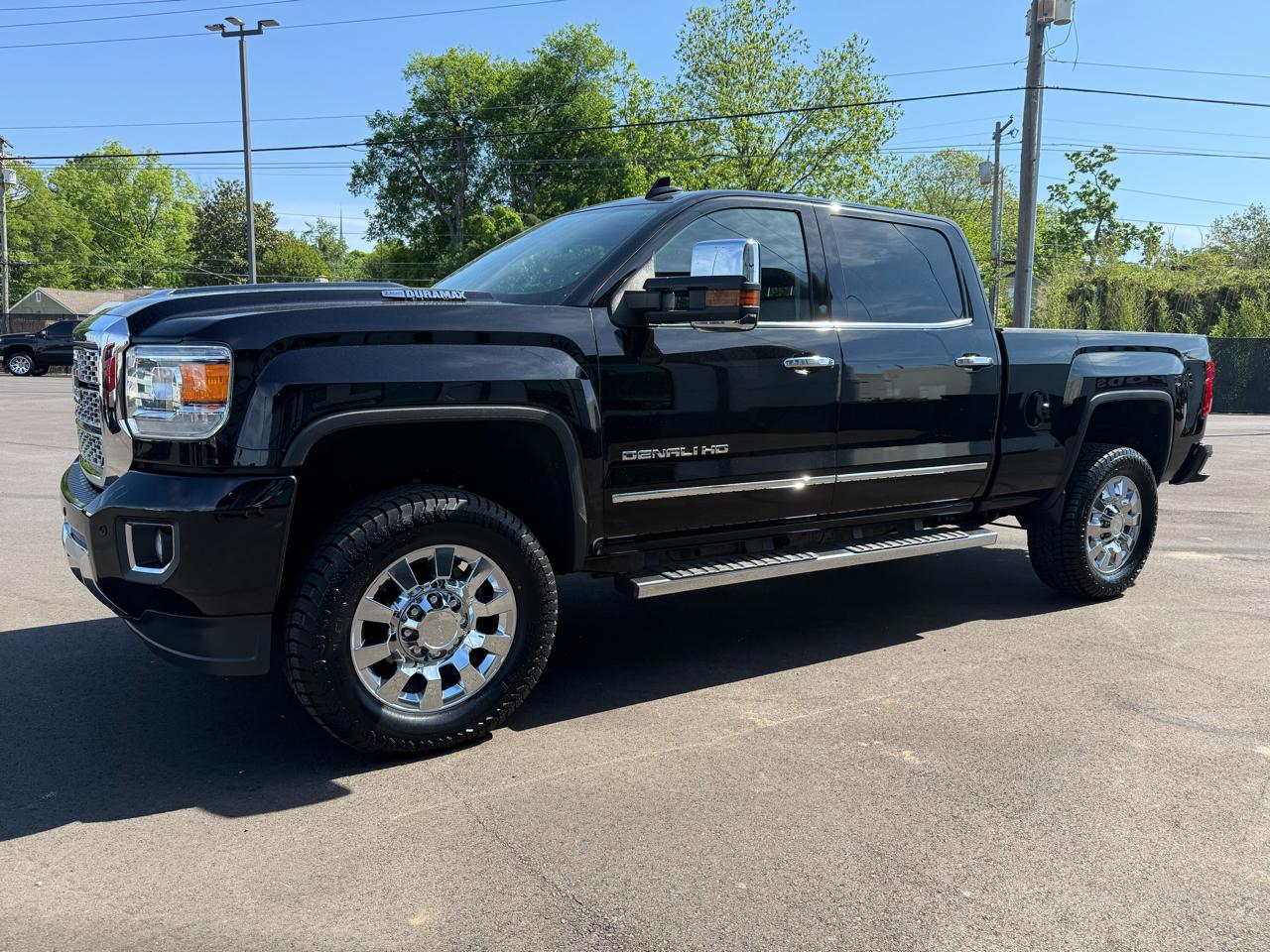 GMC Sierra 2500HD 4WD Crew Cab 153.7" Denali 2018