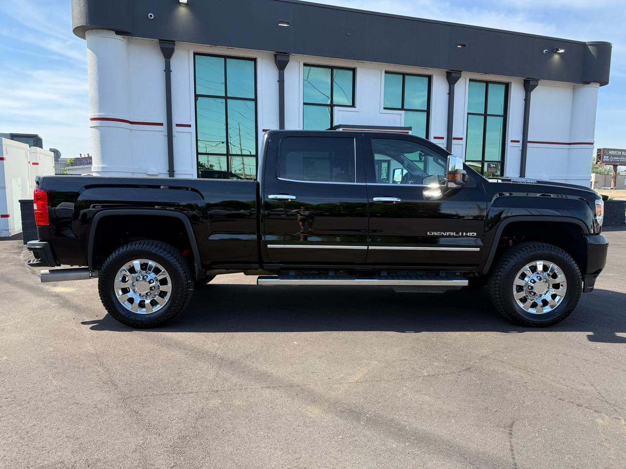 GMC Sierra 2500HD 4WD Crew Cab 153.7" Denali 2018