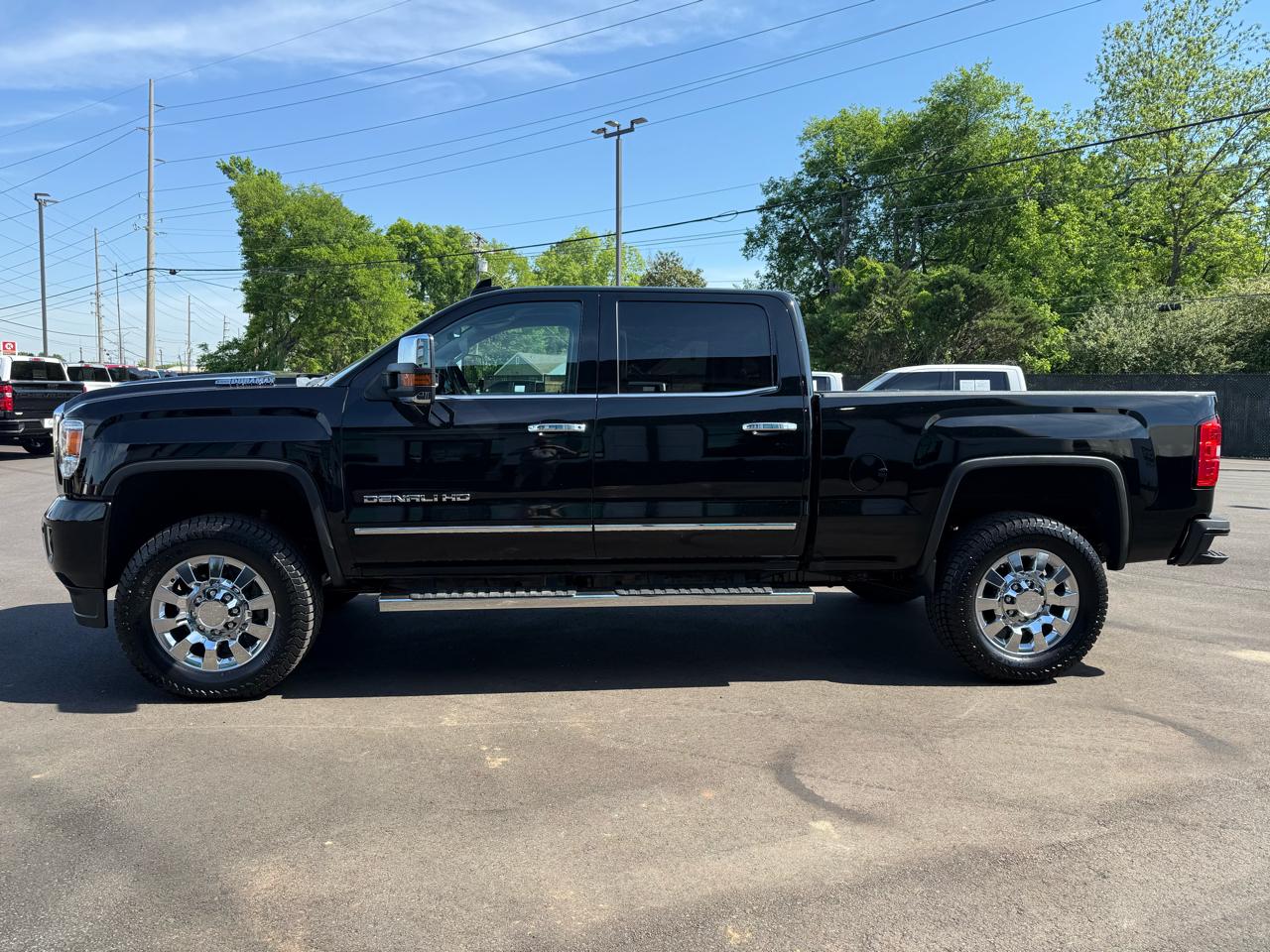 GMC Sierra 2500HD 4WD Crew Cab 153.7" Denali 2018