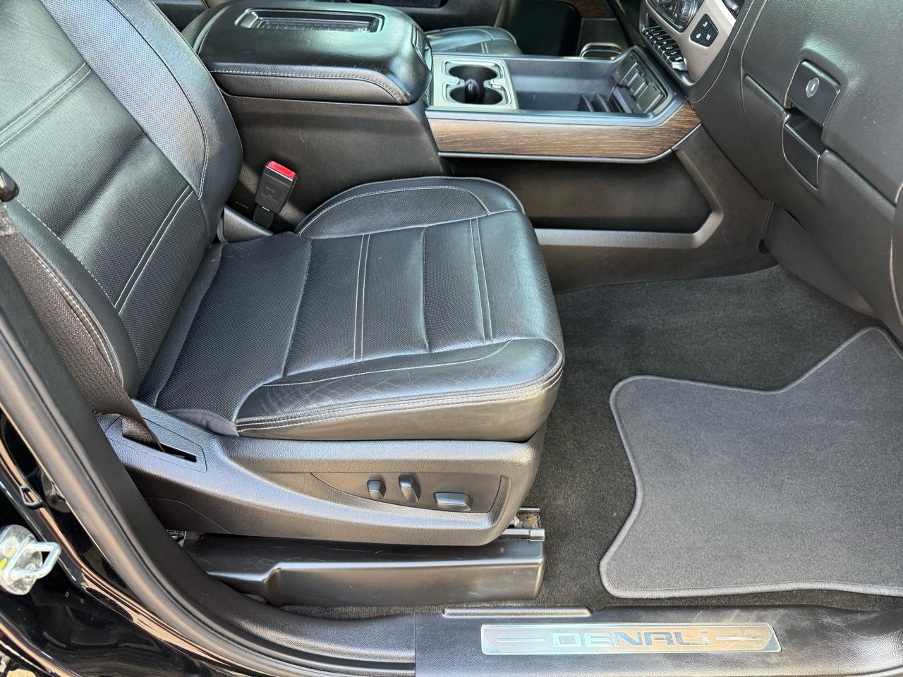 GMC Sierra 2500HD 4WD Crew Cab 153.7" Denali 2018