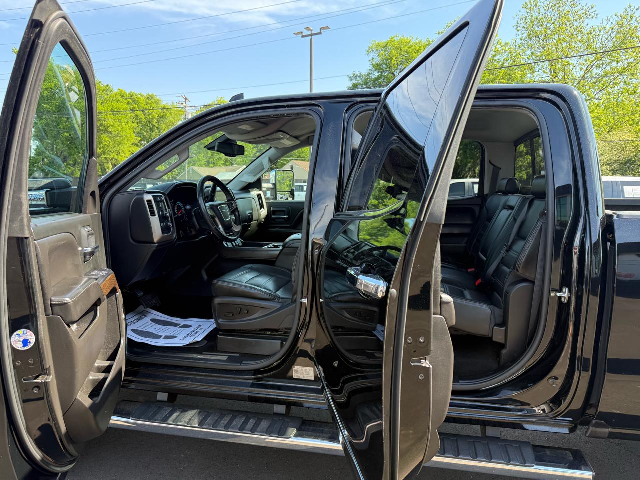 GMC Sierra 2500HD 4WD Crew Cab 153.7" Denali 2018