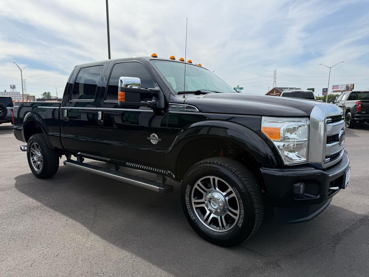 Ford Super Duty F-250 SRW Platinum 4WD Crew Cab 6.75' Box 2016