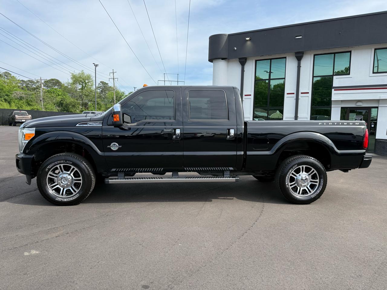Ford Super Duty F-250 SRW Platinum 4WD Crew Cab 6.75' Box 2016