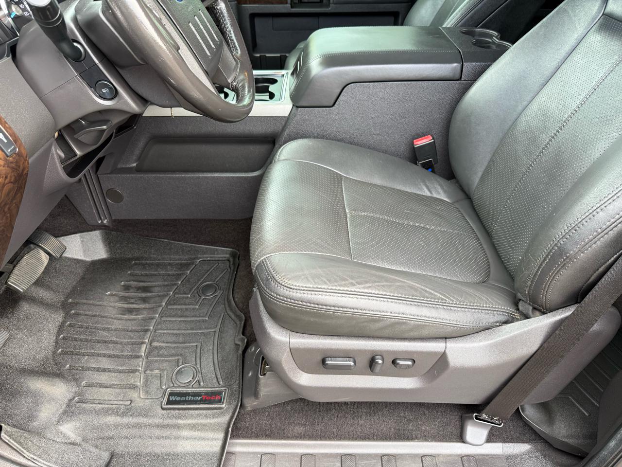 Ford Super Duty F-250 SRW Platinum 4WD Crew Cab 6.75' Box 2016