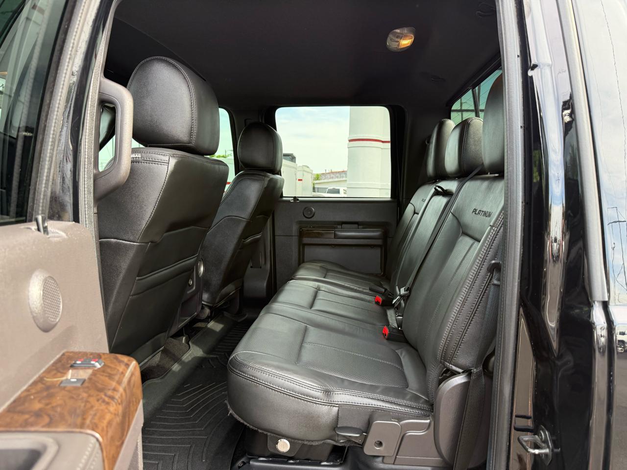 Ford Super Duty F-250 SRW Platinum 4WD Crew Cab 6.75' Box 2016