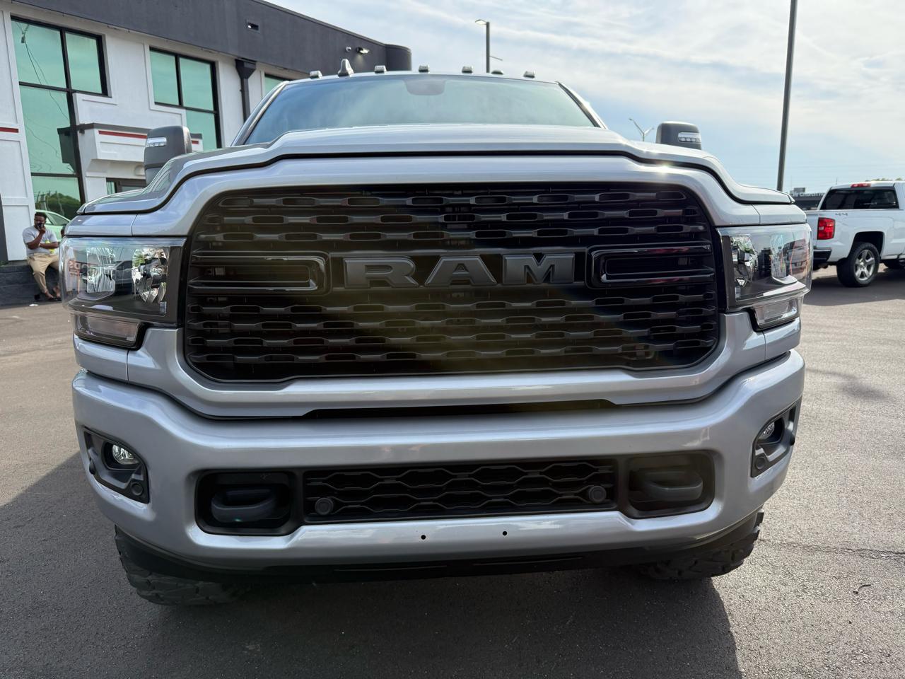 RAM 2500 Big Horn 4x4 Crew Cab 6'4" Box 2024