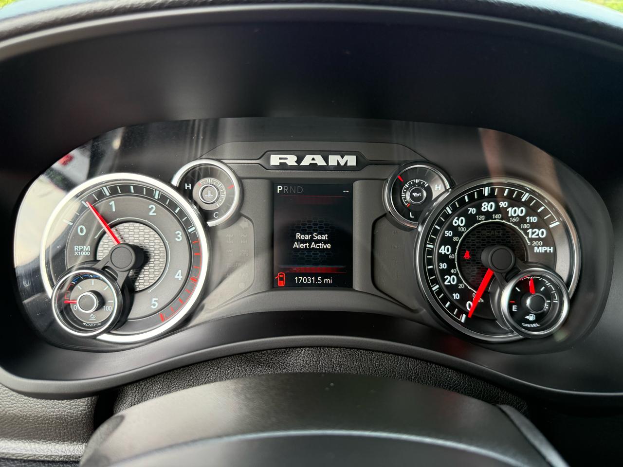 RAM 2500 Big Horn 4x4 Crew Cab 6'4" Box 2024