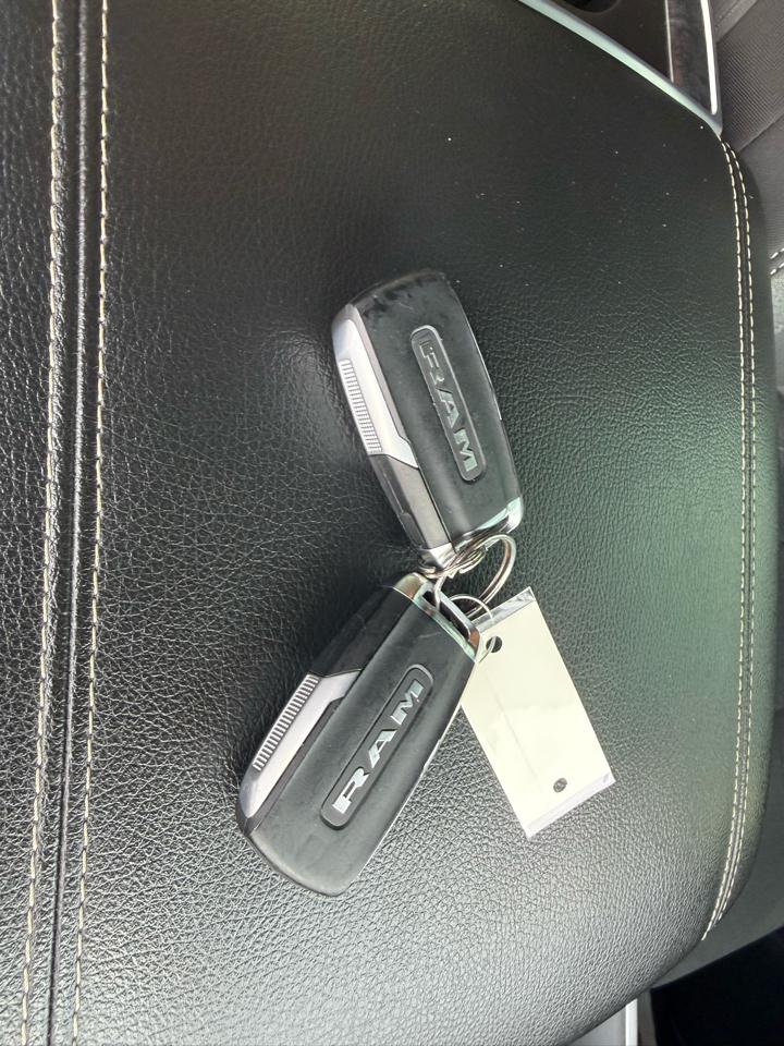 RAM 2500 Big Horn 4x4 Crew Cab 6'4" Box 2024