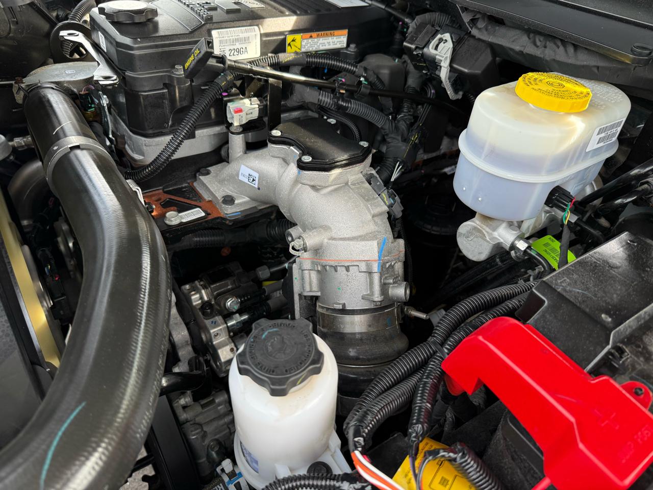 RAM 2500 Big Horn 4x4 Crew Cab 6'4" Box 2024