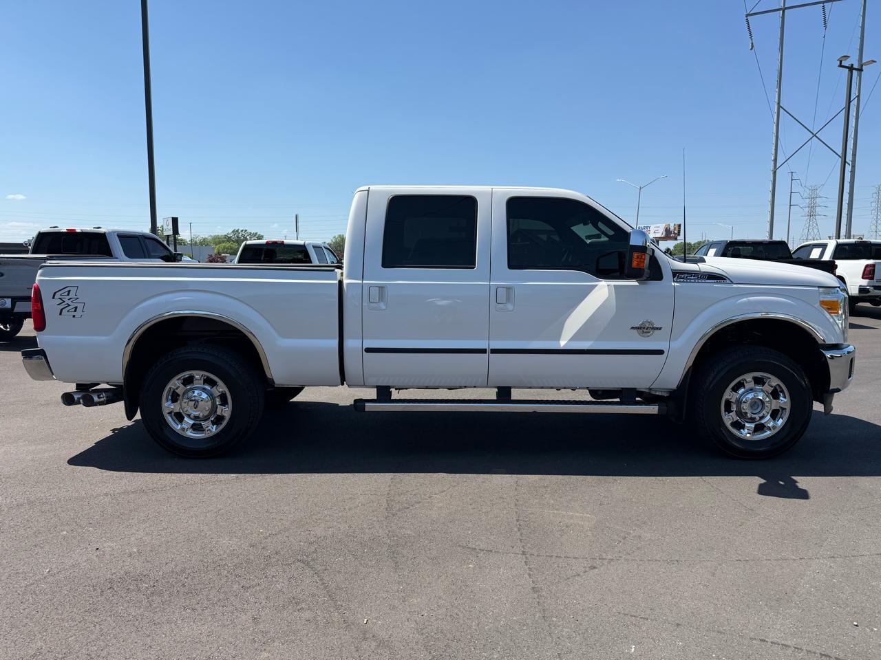 Ford Super Duty F-250 SRW Lariat 4WD Crew Cab 6.75' Box 2016