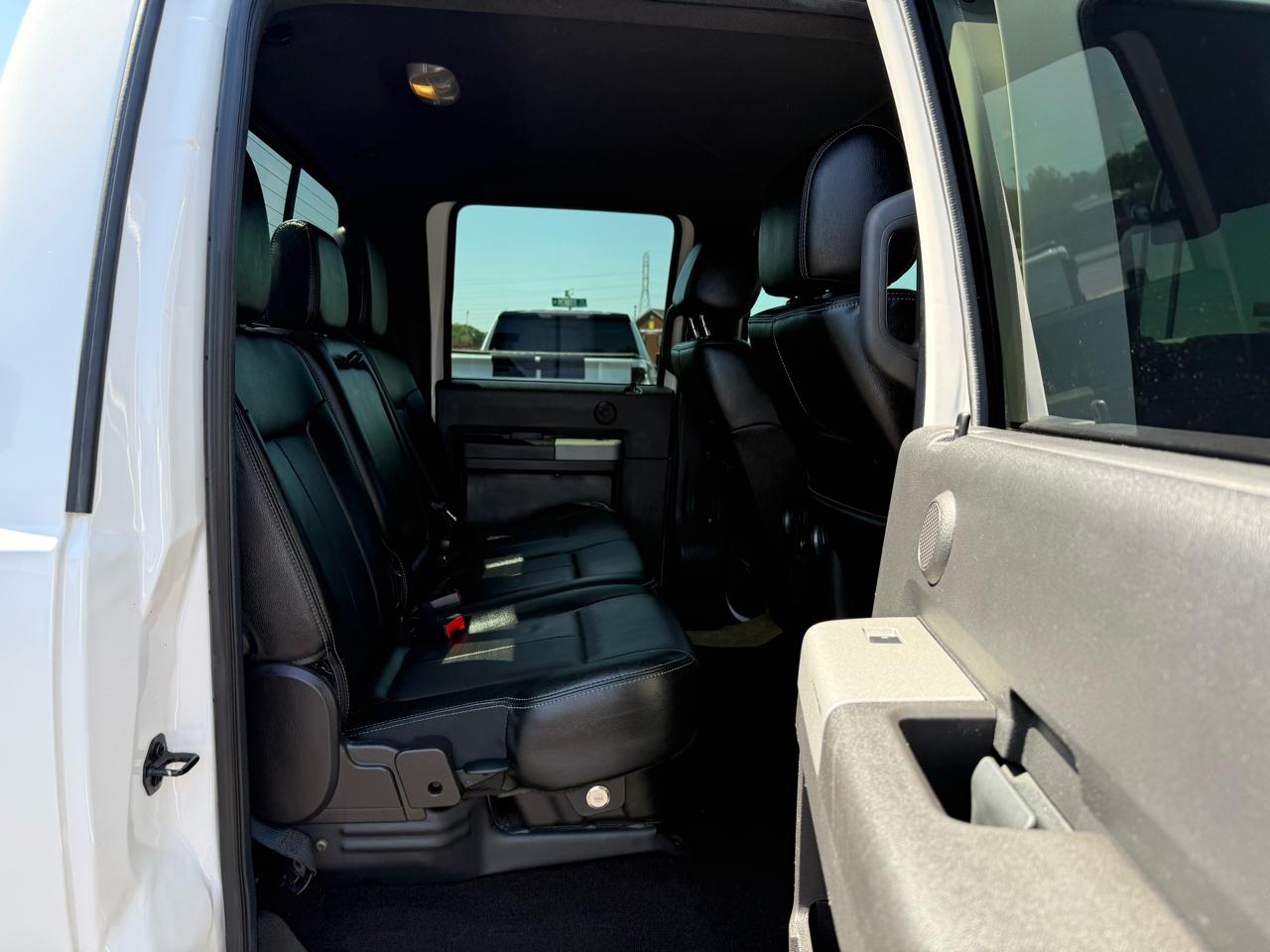 Ford Super Duty F-250 SRW Lariat 4WD Crew Cab 6.75' Box 2016