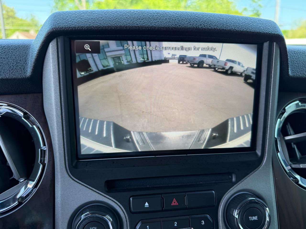 Ford Super Duty F-250 SRW Lariat 4WD Crew Cab 6.75' Box 2016