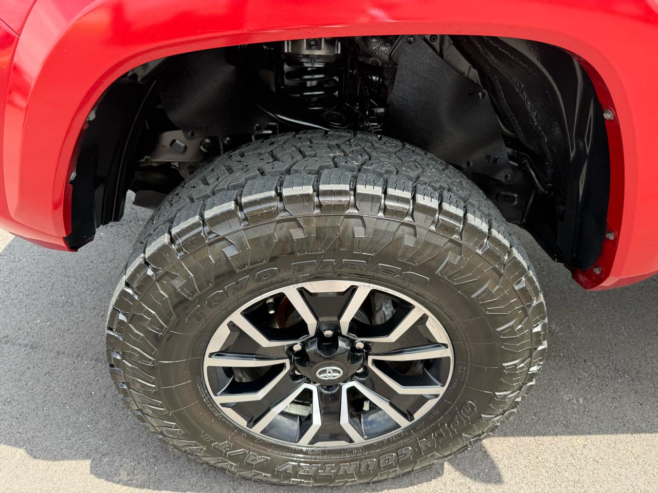 Toyota Tacoma 4WD TRD Sport Double Cab 5' Bed AT (Natl) 2020